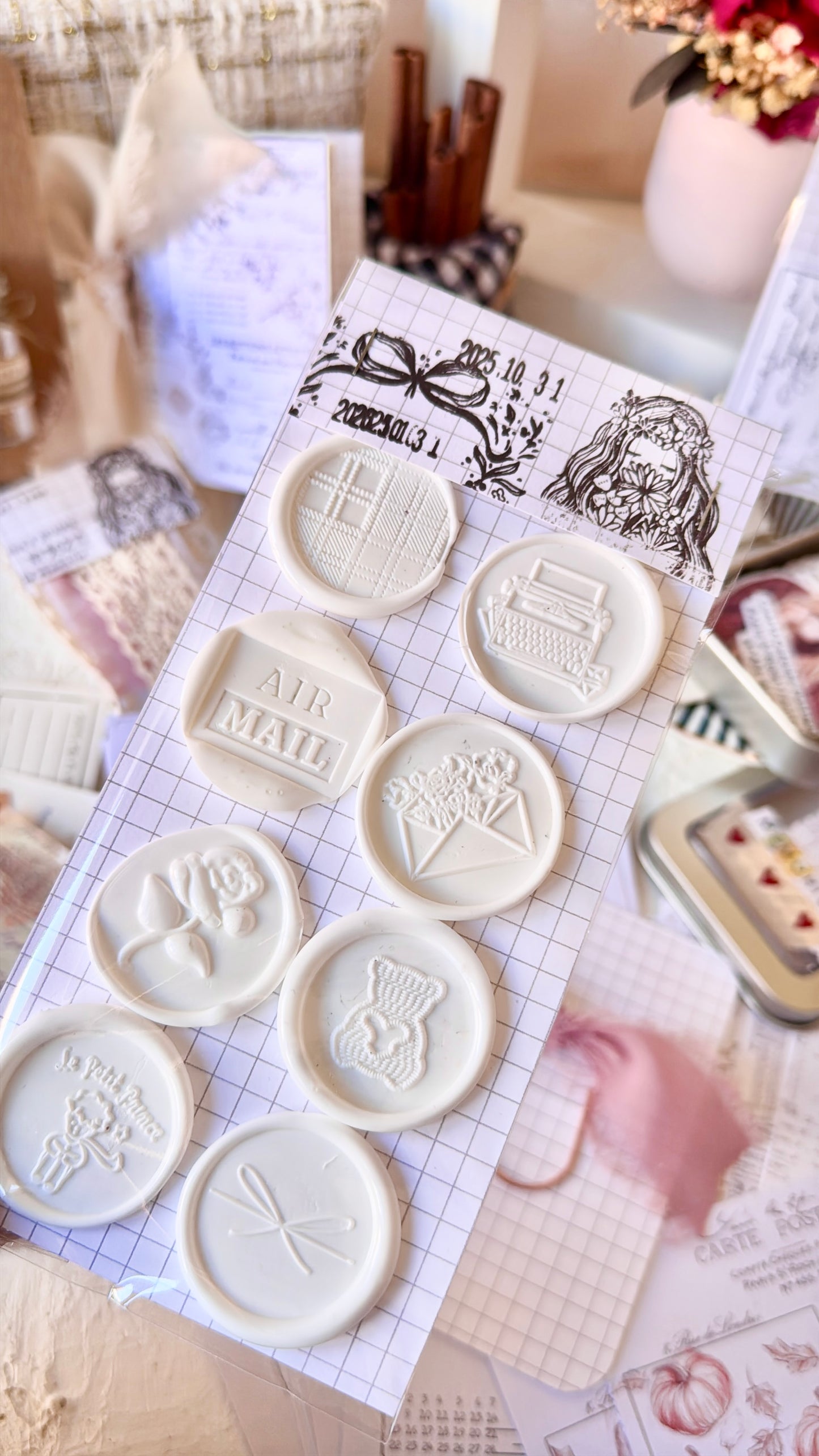 Kit Handmade · October