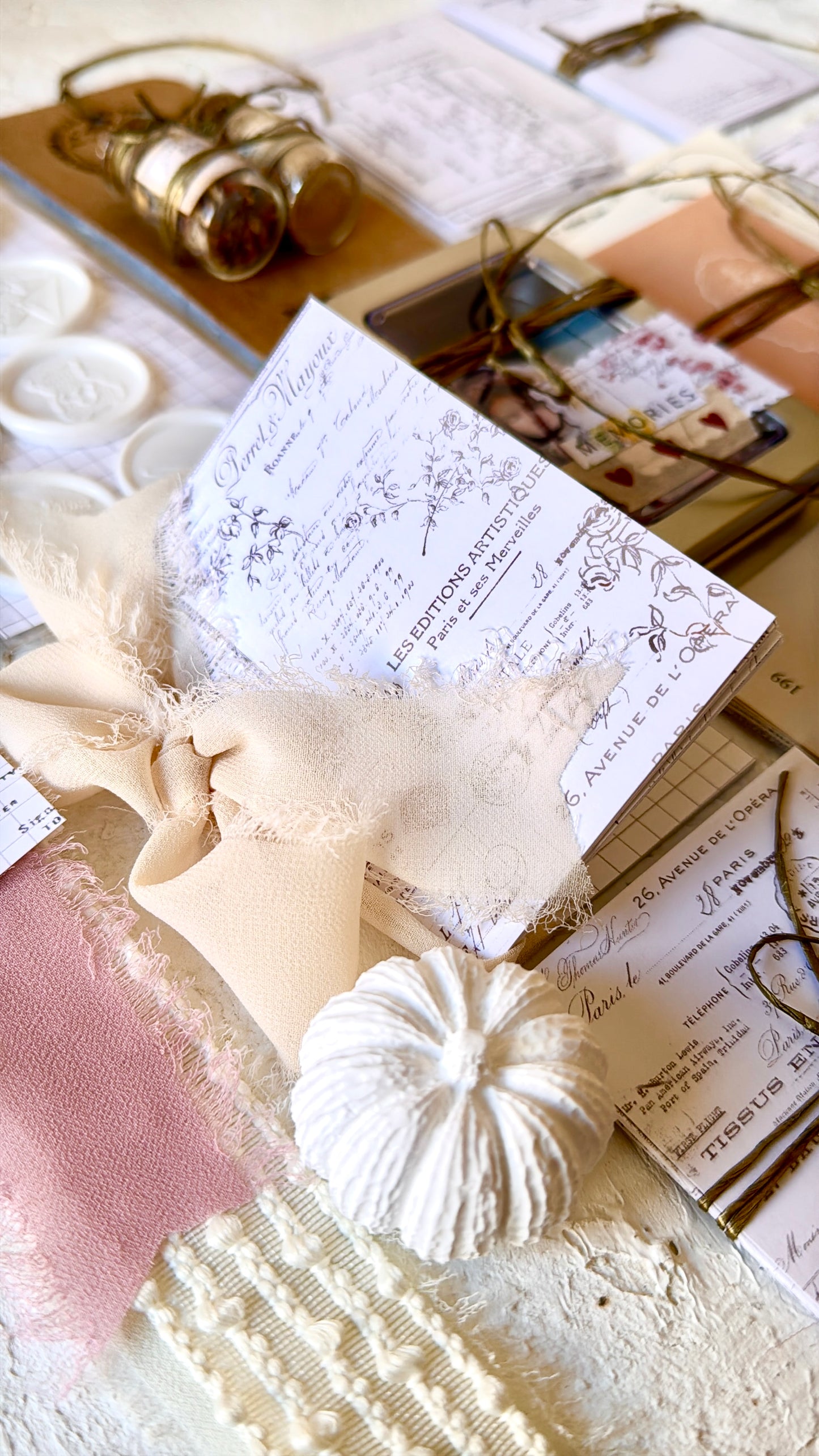 Kit Handmade · October