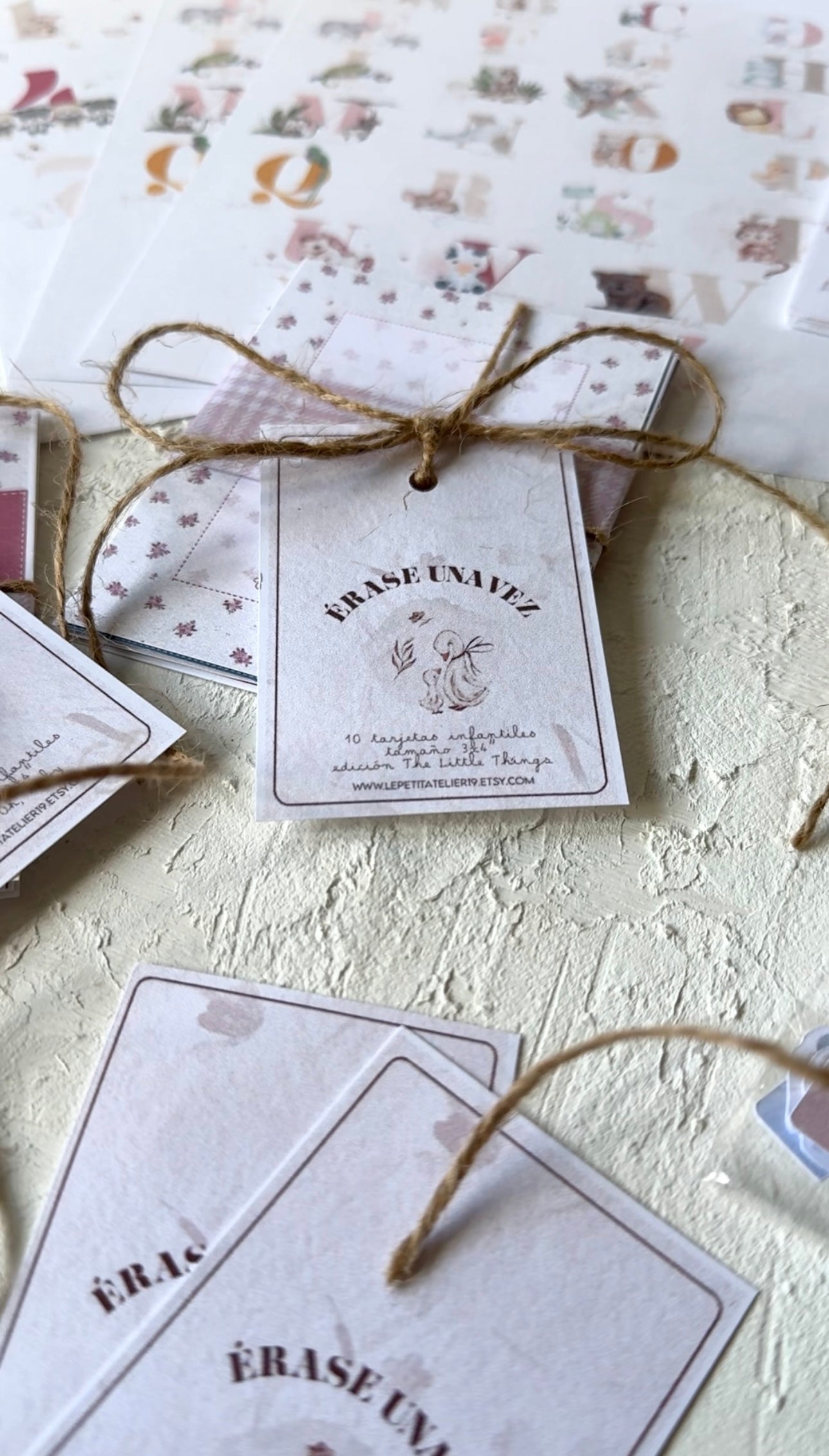 POSTALES Nursery