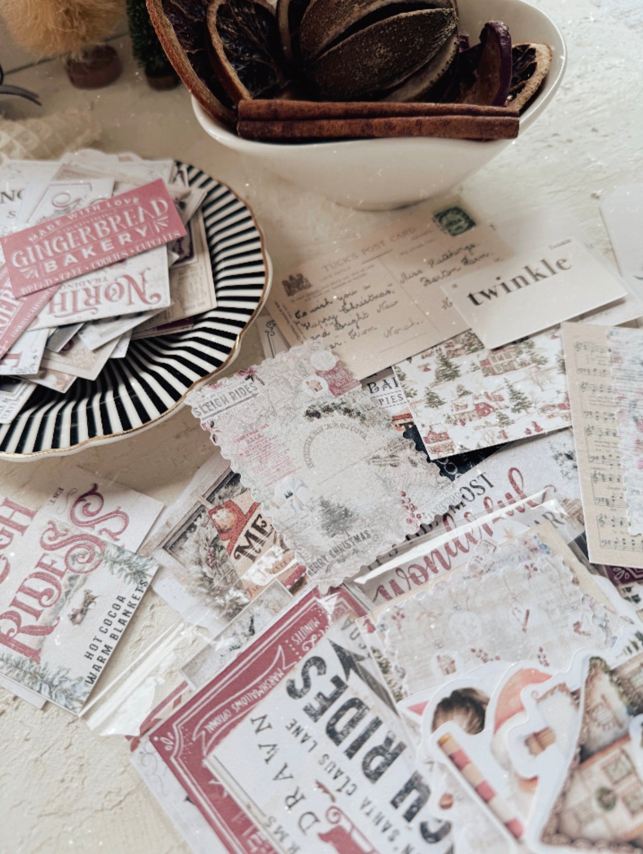 CHRISTMAS &amp; VINTAGE DIE CUTS