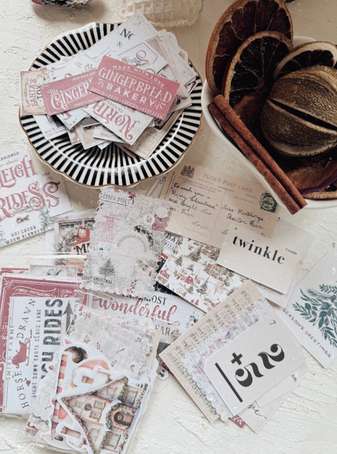 CHRISTMAS &amp; VINTAGE DIE CUTS