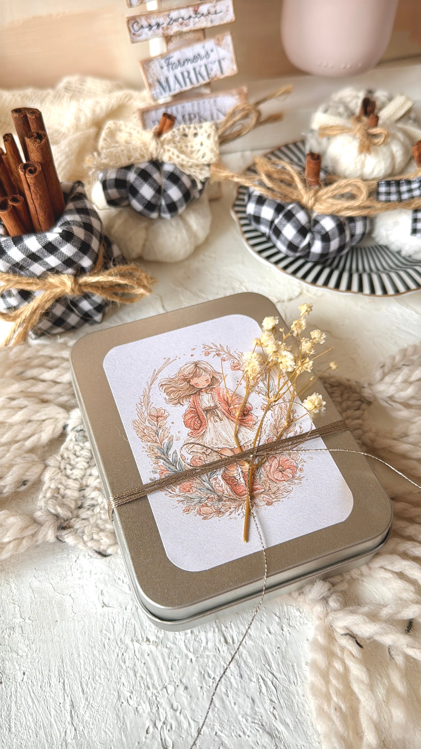 LATITAS · Little Box