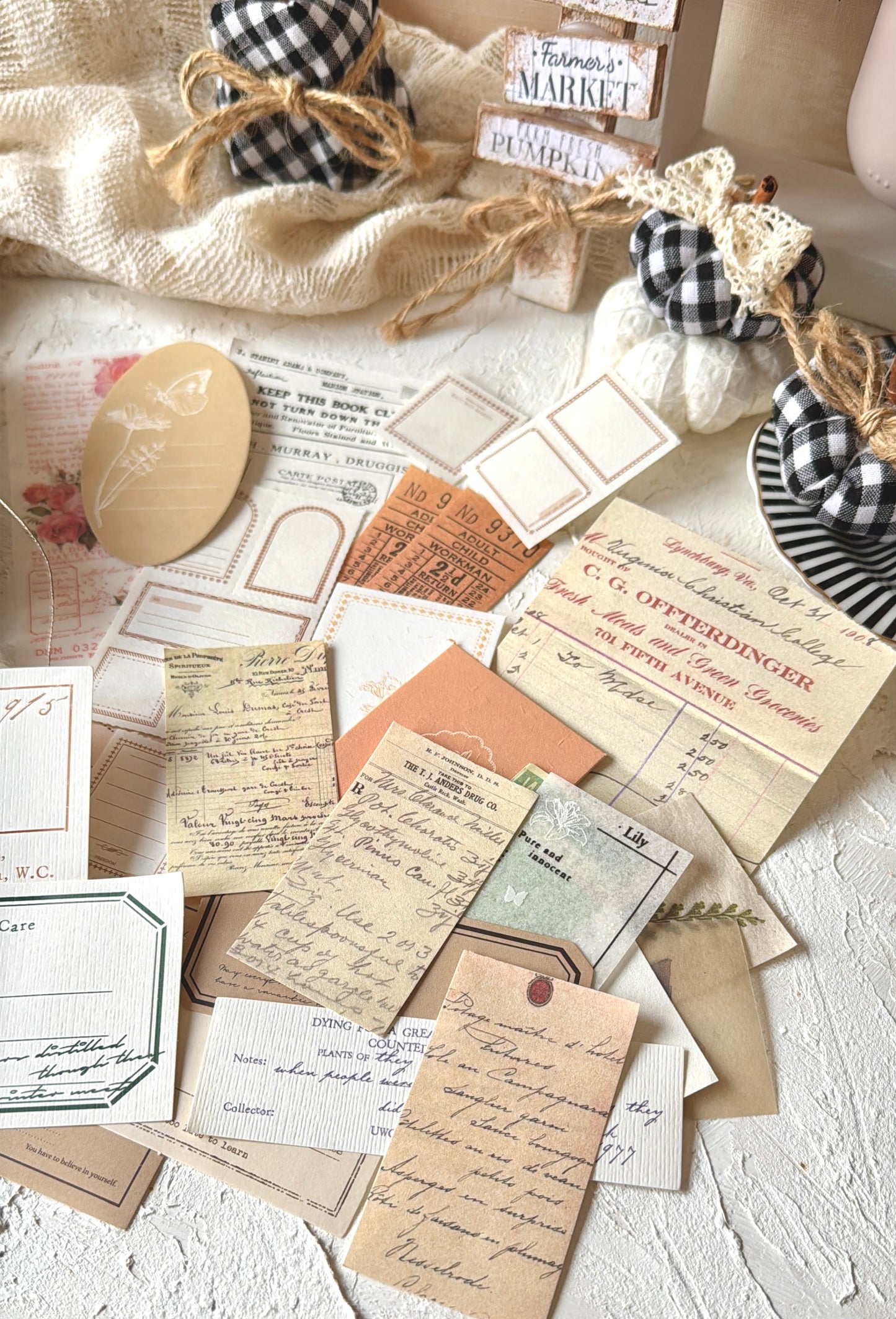 LATITAS · Little Box