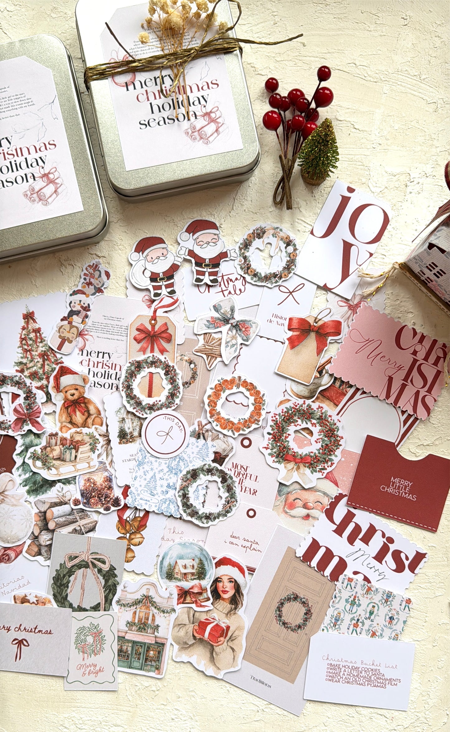 Lata con Die Cuts de Navidad