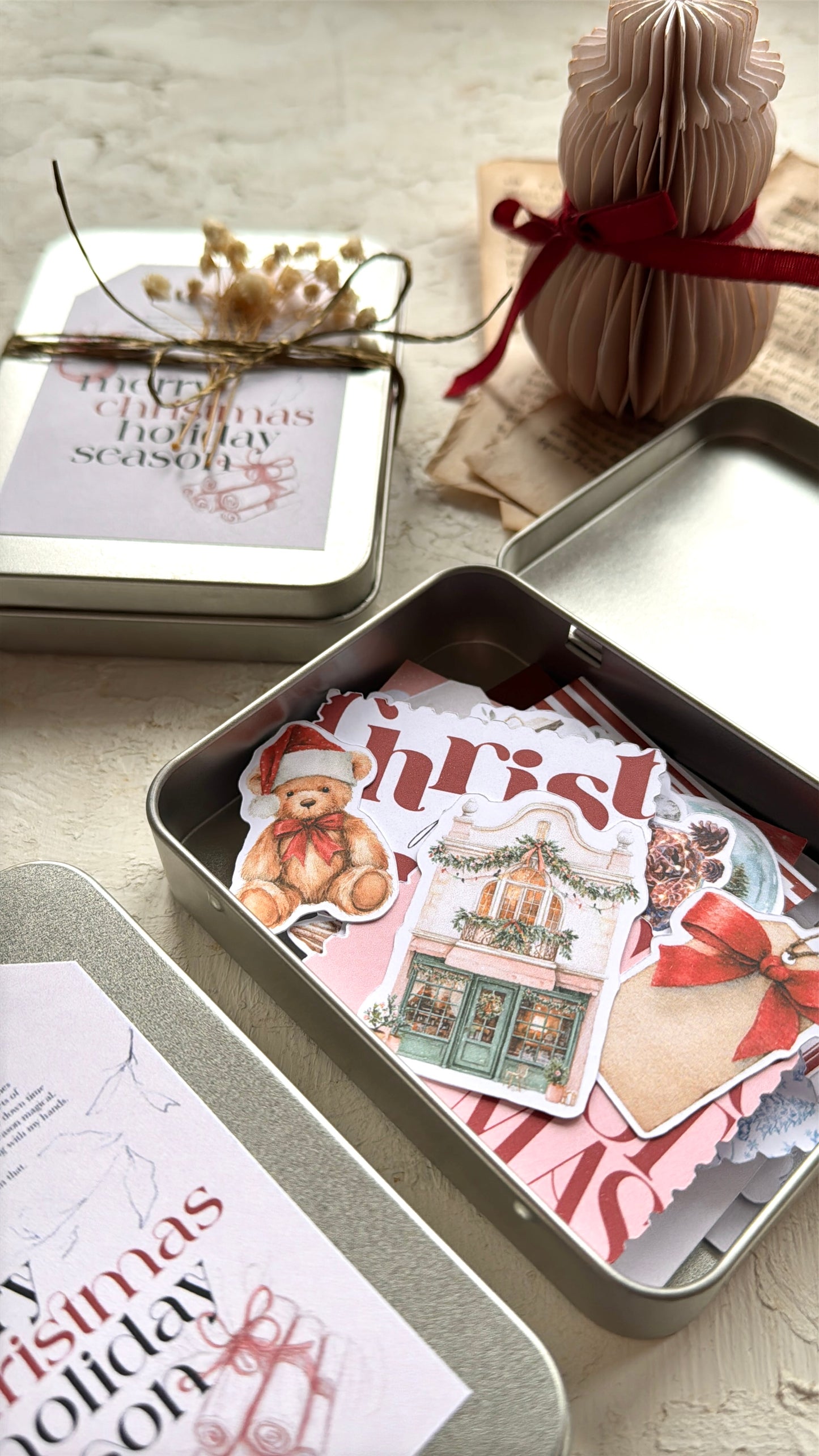 Lata con Die Cuts de Navidad