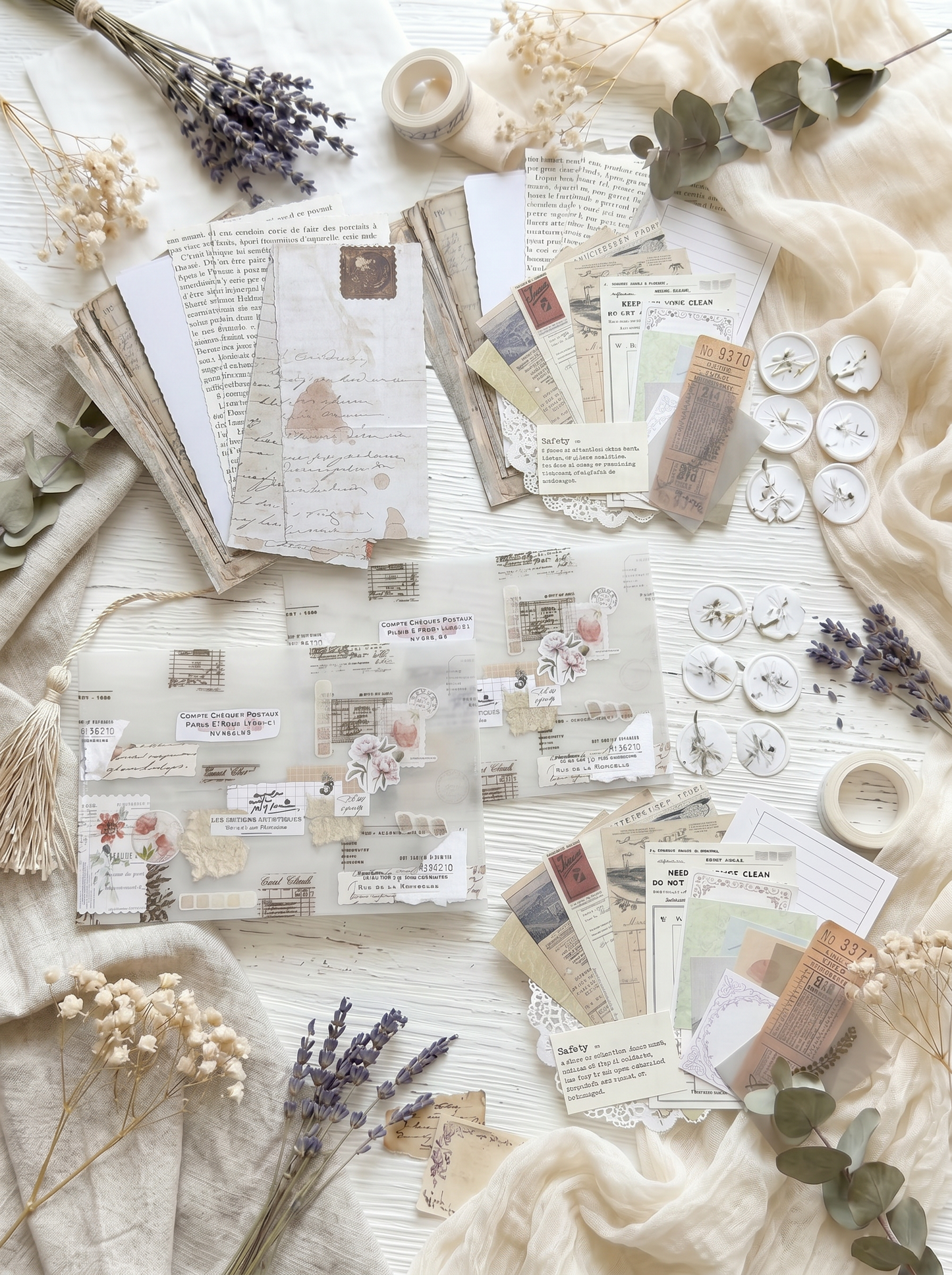 Mystery Vellum Pouch · Sobres Sorpresa