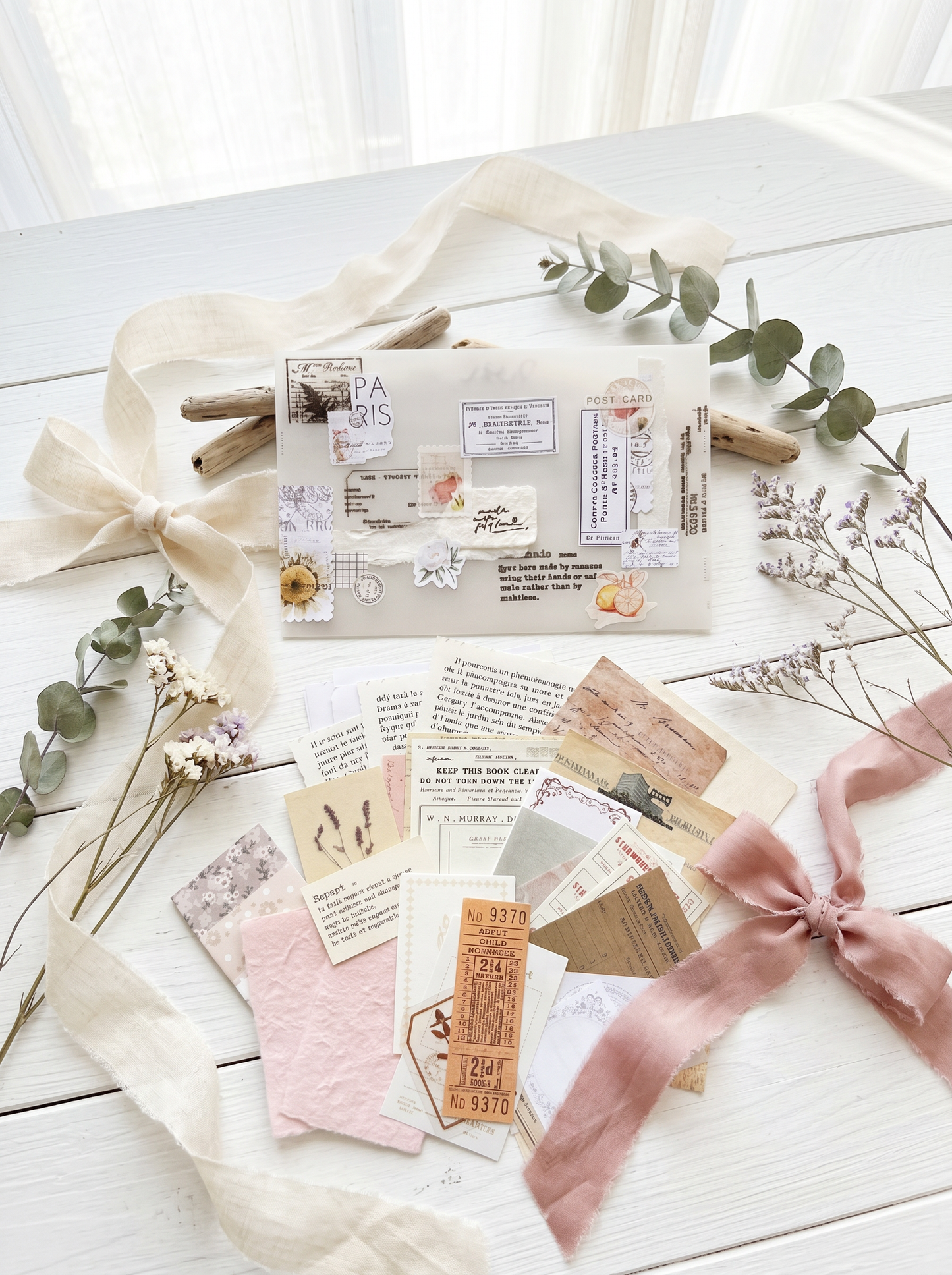 Mystery Vellum Pouch · Sobres Sorpresa